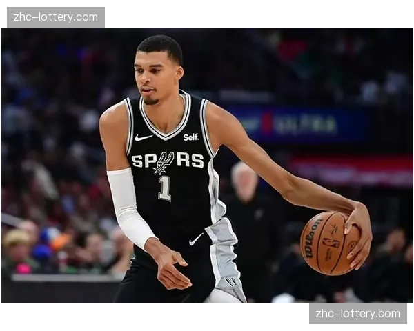 文班亚马率领马刺进入转型期 强调面对中游球队需沉稳